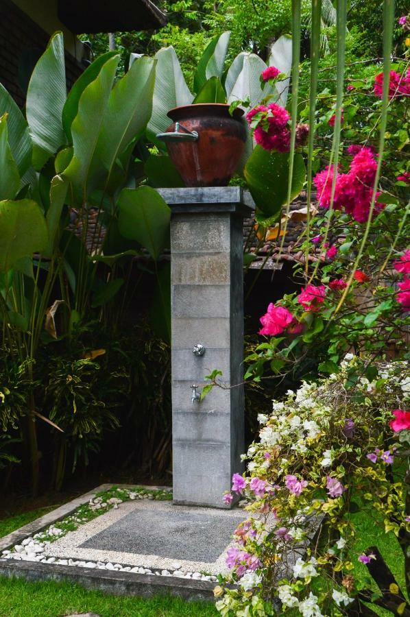 Villa Kelapa Candidasa ภายนอก รูปภาพ