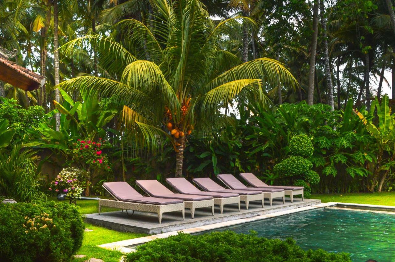 Villa Kelapa Candidasa ภายนอก รูปภาพ